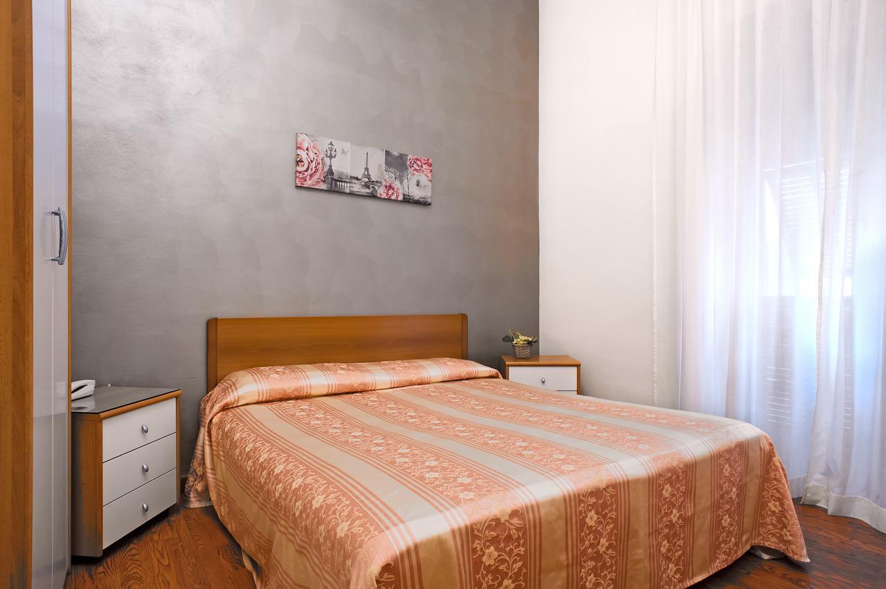 Via Marsaglia Rooms Sanremo Luaran gambar